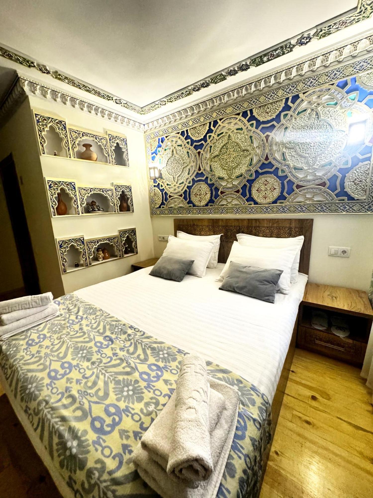 Bobosh Boutique Hotel Бухара Екстериор снимка